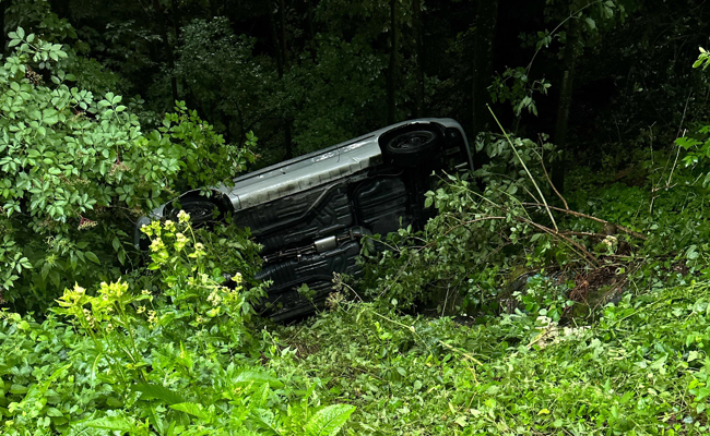 Führerausweis weg, Auto Totalschaden, aber der Fahrer hatte noch Glück