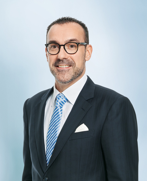 Marc Caggiula, Mitglied der Direktion, marc.caggiula@alpharheintalbank.ch Marc Caggiula, Mitglied der Direktion, marc.caggiula@alpharheintalbank.ch