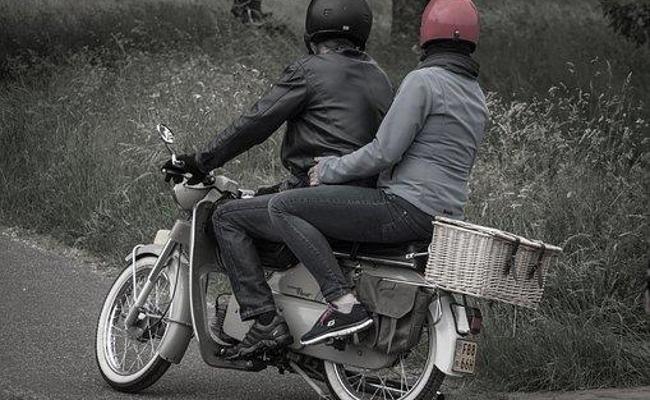 Akloholisiert mit dem Moped gestürzt