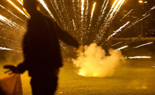 Erste Gemeinden verbieten Feuerwerk