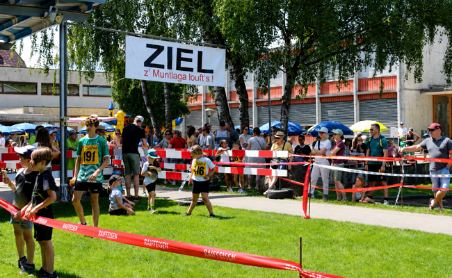 Strahlende Gesichter am 42. Berglilauf