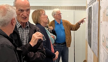 Weniger Autos im Siedlungsgebiet: Mit einer Unterführung oder einer Ostumfahrung?