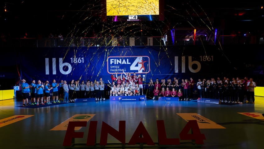 Die Frauen des SVD Diepoldsau verteidigten den Titel. Die Frauen des SVD Diepoldsau verteidigten den Titel.