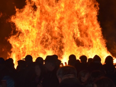 Widnauer Funken: Der Helm des Wikingers entflammte schnell
