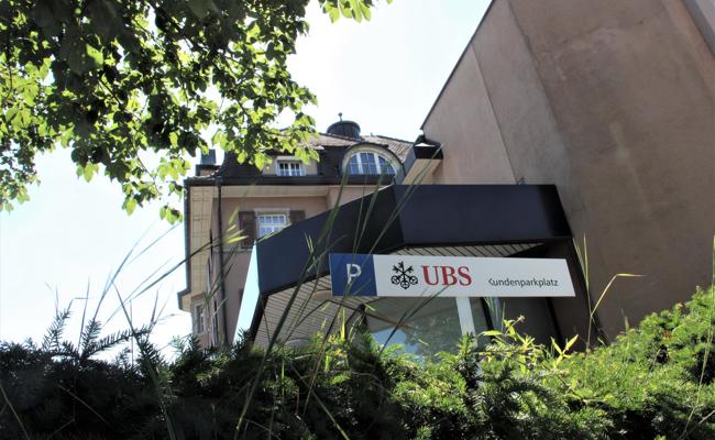 Kleine übernehmen Bankenplatz