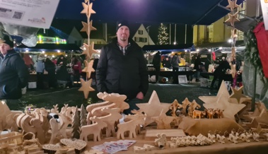 Erlös vom Adventmarkt an die Stiftung Theodora gespendet