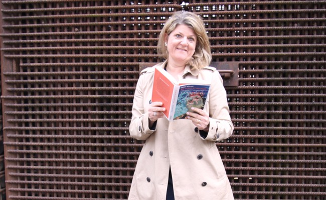 Lehrerin plant einen Benefizabend zum Thema: «Was gibt dem Leben einen Sinn?»