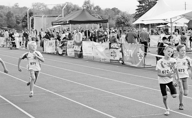 Leichtathletikmeisterschaft Jugend  auf der Sportanlage Riet