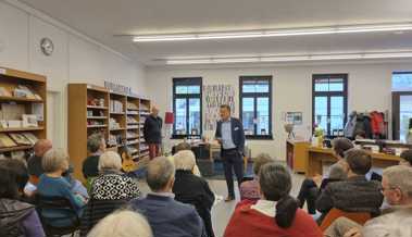 Veränderungen im Vorstand der Bibliothek - Ursina Raymann tritt zurück