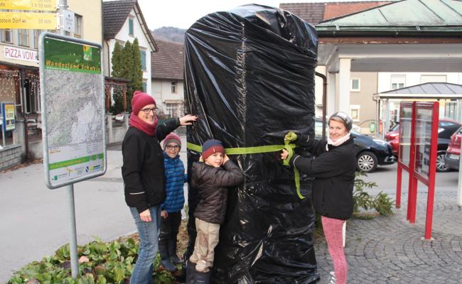 Überraschung im Grossformat