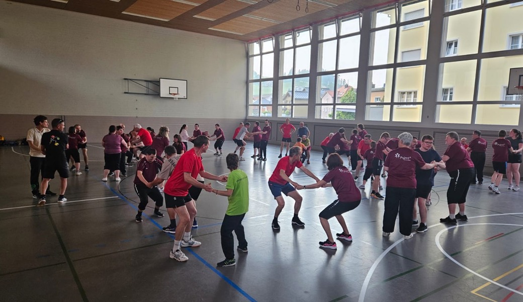 Turnstunde mit PluSport: Vorderland begeistert 