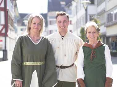 Mittelalterbar: Bier und Met aus dem obligaten Tonkrug geniessen