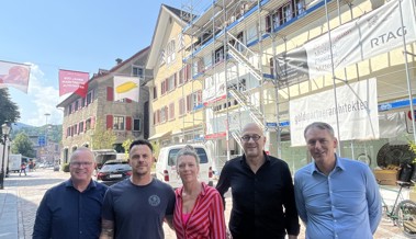 Kaffeemaschinen, Kunst und Blumen: neues Leben im «Haus am Markt» Kaffeemaschinen, Kunst und Blumen: neues Leben im «Haus am Markt»