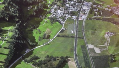 Der 125 Meter hohe Testmast Er wird auf einem Grundstück der Ortsgemeinde Rüthi zwischen beiden Gebieten stehen wird in etwa auf Höhe Moorhof zwischen der Staatsstrasse und dem Rheintaler Binnenkanal aufgestellt. Genau dort, wo der Mauszeiger steht. Der 125 Meter hohe Testmast Er wird auf einem Grundstück der Ortsgemeinde Rüthi zwischen beiden Gebieten stehen wird in etwa auf Höhe Moorhof zwischen der Staatsstrasse und dem Rheintaler Binnenkanal aufgestellt. Genau dort, wo der Mauszeiger steht.