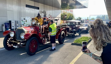 Oldtimer, Youngtimer und Töff: Historische Fahrzeuge im «Rheinpark»
