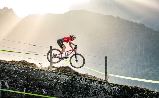Zwei überlegene Siege am Bike-Revolution-Rennen in Gruyère