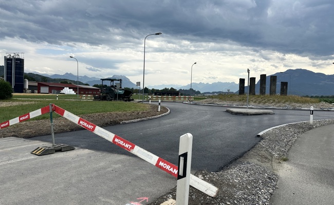 Belagsschäden am Kriessner Kreisel werden in zwei Bauphasen behoben