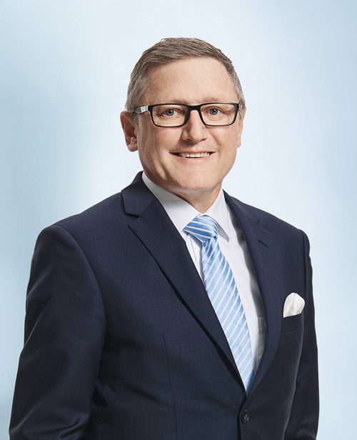 Francesco Frei, Mitglied der Direktion, francesco.frei@alpharheintalbank.ch Francesco Frei, Mitglied der Direktion, francesco.frei@alpharheintalbank.ch