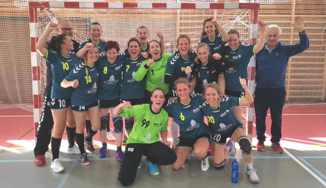 Nach einem Handball-Krimi in Lausanne steigen die Frauen der Ballspielgruppe Vorderland in die 2. Liga auf. 