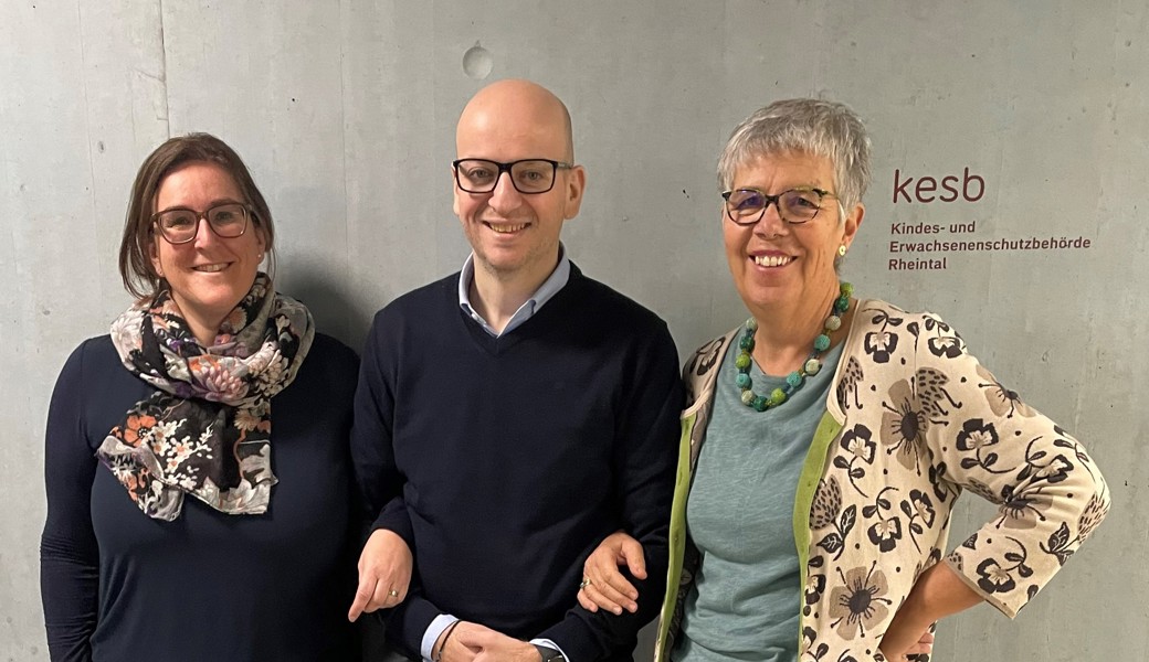 v.l. Simona Schawalder, Vizepräsidentin und Leiterin Fachdienst Recht, Miroslav Cuskic, Behördenmitglied Erwachsenenschutz, Antonia Federer-Aepli, Behördenmitglied Erwachsenenschutz
