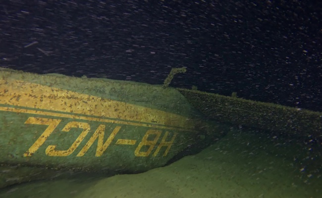 Besonderer Fund in 110 Metern Tiefe: Silvan Paganini entdeckt Flugzeugwrack