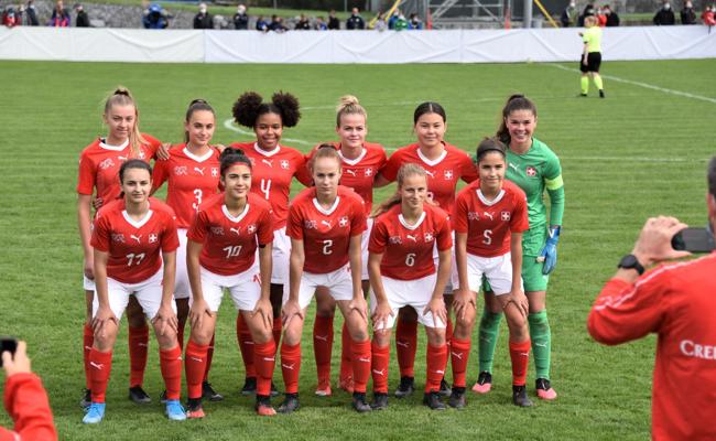 Die Schweiz besiegt in Au Österreich