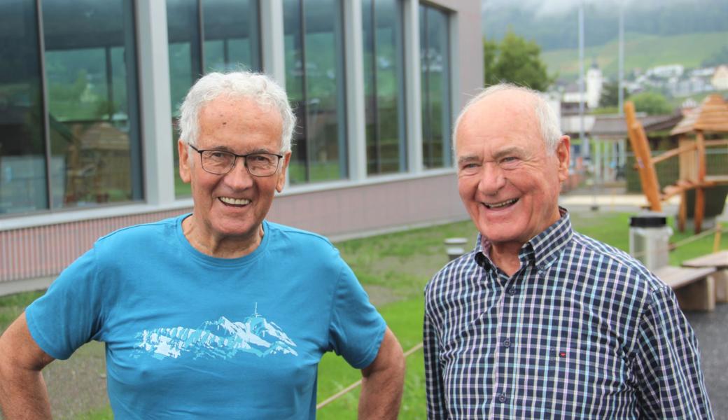 Vor einem halben Jahrhundert bildeten Architekt Konrad Spirig (links) und Gemeindeammann Burkhard Vetsch das Zweiergespann, das hinter dem Bau des Hallenbades stand.