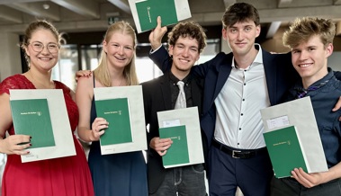 Kanti Rektorin weiss: «Ihr seid der KI nicht ausgeliefert» Kanti Rektorin weiss: «Ihr seid der KI nicht ausgeliefert»