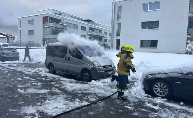 Auto in St. Margrethen komplett ausgebrannt
