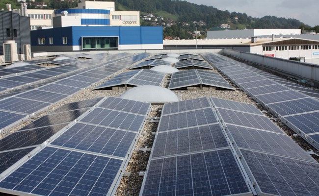 Die Solargenossenschaft Rheintal glänzt mit neuem Projekt und höheren Dividenden