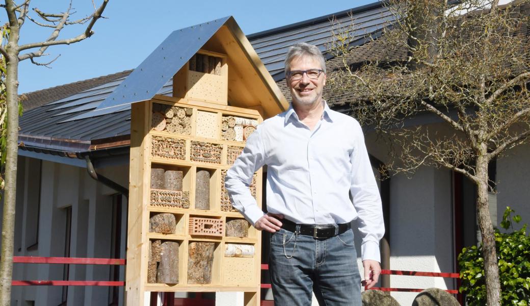 Pfarrer Klaus Steinmetz bezeichnet sich selbst als einen Berufsoptimisten. Seine Erwartungen wurden sogar übertroffen. Dank der stattlichen Spendensumme von 62000 Franken sind auf der Westseite des Daches auch Solarpanels montiert. 