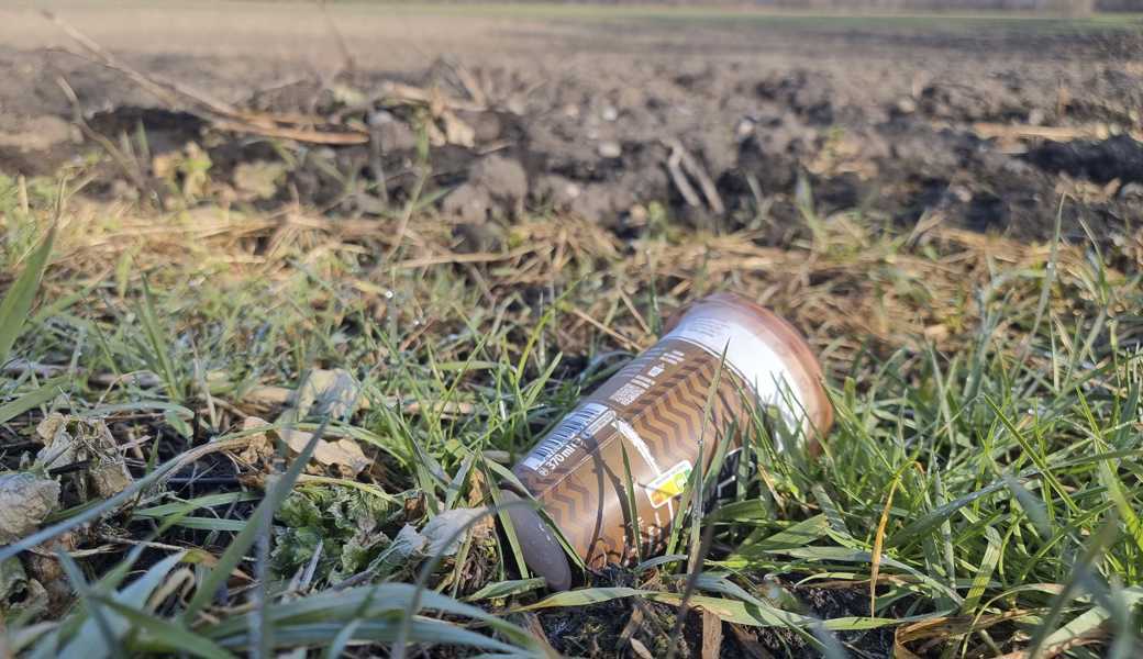 Unachtsamkeit oder Absicht? Herumliegender Abfall ist weder schön fürs Auge noch gut für die Umwelt. 