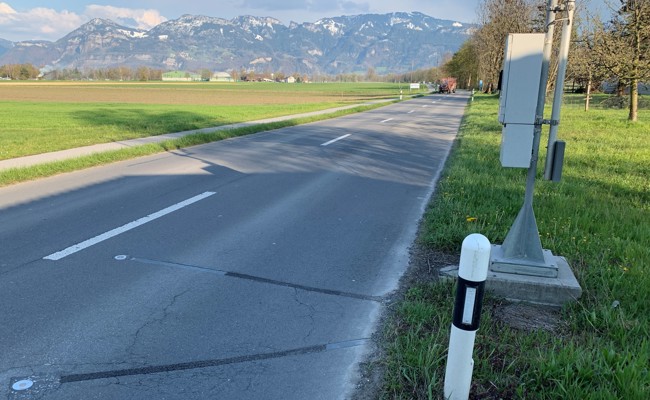 Umleitung in beide Richtungen: Die Rietstrasse ist am Freitag wegen Belagsarbeiten gesperrt
