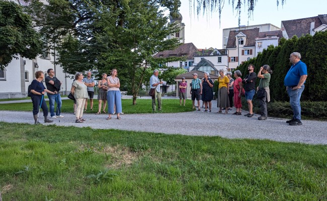 Naturschutzverein unternahm einen Baumspaziergang durch die Stadt
