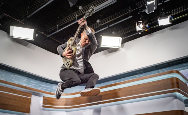 «Im Rampenlicht fühle ich mich wohl» - TVO-Moderator startet mit Metal durch
