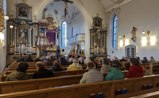 Im zweiten Anlauf genehmigt: Kirchgemeinde senkt Steuern um 3 %