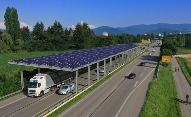 Architekt hatte die gleiche Idee, nun schaute auch der Kanton PV-Dächer auf Strassen an