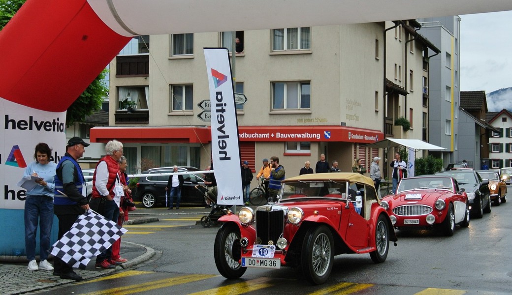 Der MG TA, Jahrgang1936  von Winfried und Annemarie Amann am Start in Rebstein.