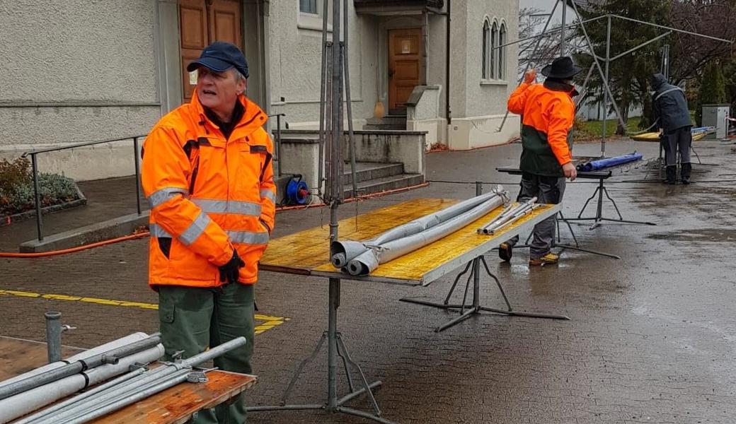 In Au herrscht grosse Enttäuschung: Der Adventsmaart musste kurzfristig abgesagt werden. Die Sicherheit gehe vor, sagt OK-Präsidentin Monika Sieber. In Au herrscht grosse Enttäuschung: Der Adventsmaart musste kurzfristig abgesagt werden. Die Sicherheit gehe vor, sagt OK-Präsidentin Monika Sieber.