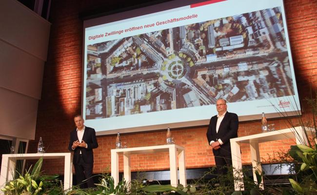 Leica feiert mit Gästen 100 Jahre Vermessungstechnik-Erfolgsgeschichte
