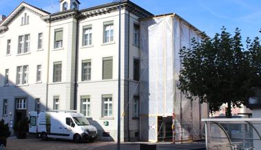 Umbau am geschützten Rathaus
