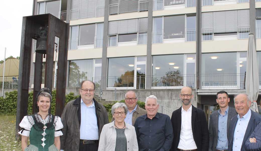 Die Verwaltungsratsmitglieder der Genossenschaft Wohnen im Alter (von links): Maja Steingruber (neu), Werner Ritter (bisher), Irma Looser (bisher), Ruedi Mattle (bisher), Präsident Jürg Mächler, Christoph Hanselmann (neu) und Alex Schnyder (bisher). Hans Eisenhut und Charlotte Kaufmann treten aus dem Gremium zurück.  