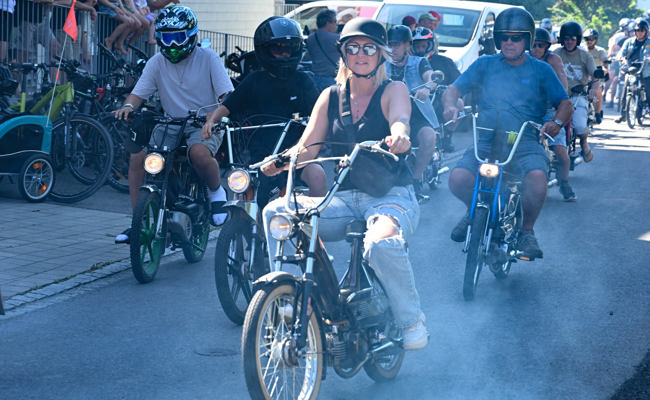 Mehr als nur Motorräder: Das Töfftreffen lockt Hunderte Besuchende an