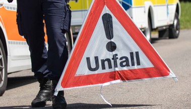 Auffahrunfall bei dichtem Verkehr: Sechs Verletzte auf der A14