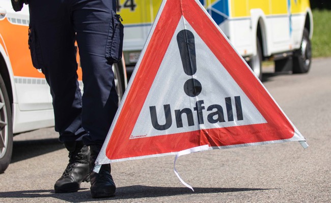 Auffahrunfall bei dichtem Verkehr: Sechs Verletzte auf der A14