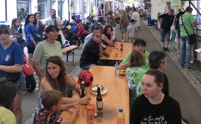 Das Fischmeile-Fest brachte viele gut gelaunte Leute ins Städtli