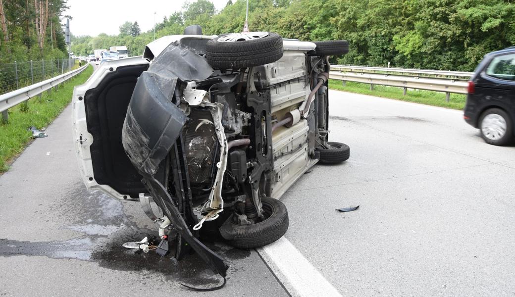 Der Fahrer konnte das Auto selbstständig verlassen.