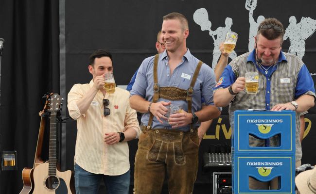 Sonnenbräu-Fanclub wählt neuen Präsidenten und kündigt Bierwanderung an