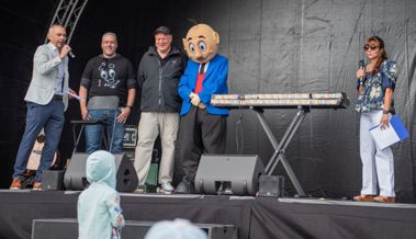 Buchtitel erfüllte sich am Sommerfest: «Papa Moll im Kinderdorf»