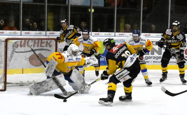 Der SC Rheintal besiegt den Leader, muss aber im ersten Playoff-Match auswärts antreten